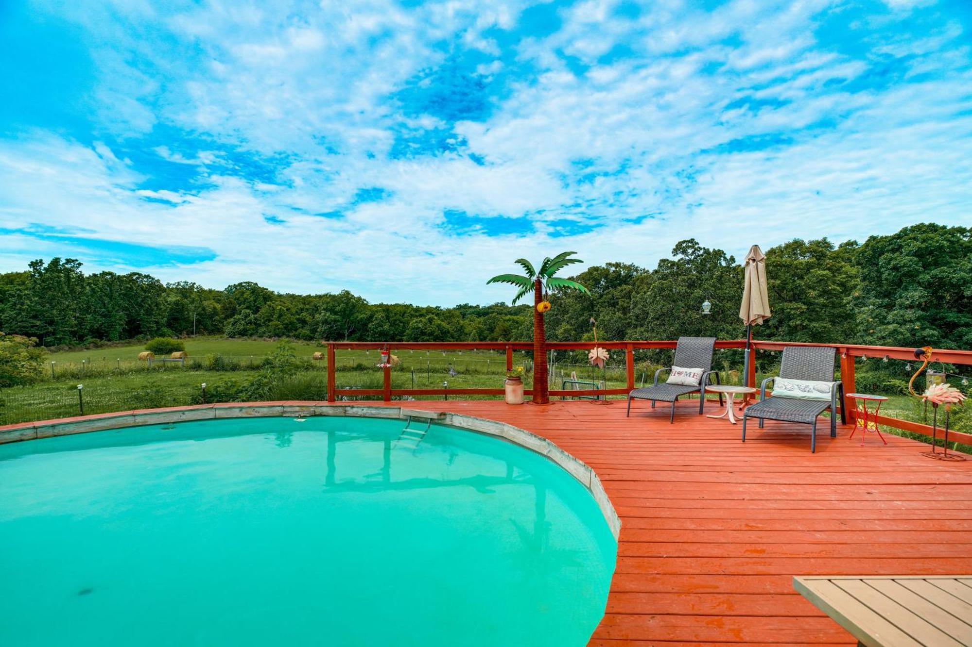Spacious Ozarks Family Home - Private Pool And Grill Bourbon Exterior foto
